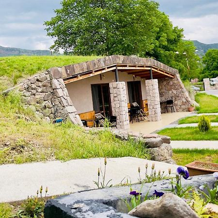 Hotel Hobbiton Near Vardzia Caves T'mogvi 外观 照片
