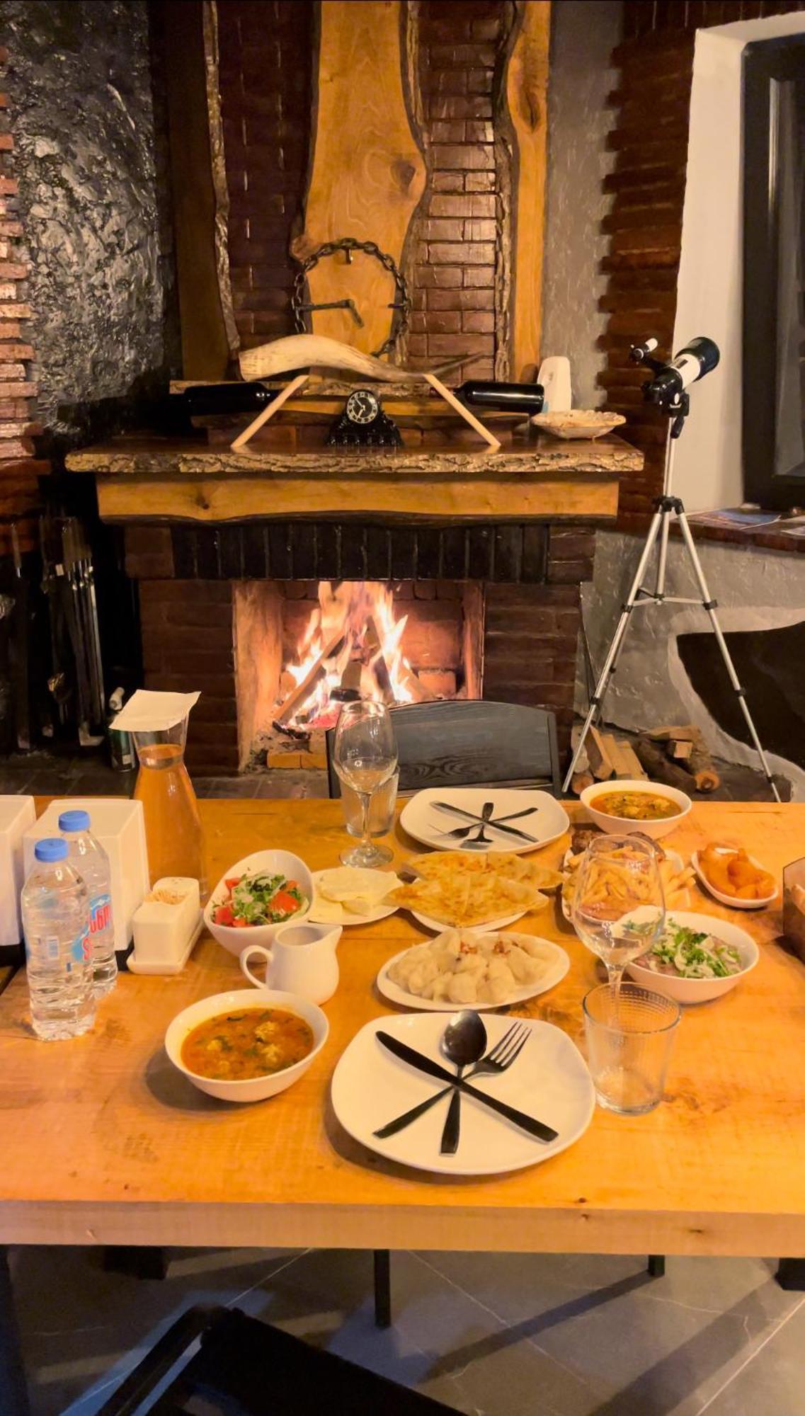 Hotel Hobbiton Near Vardzia Caves T'mogvi 外观 照片