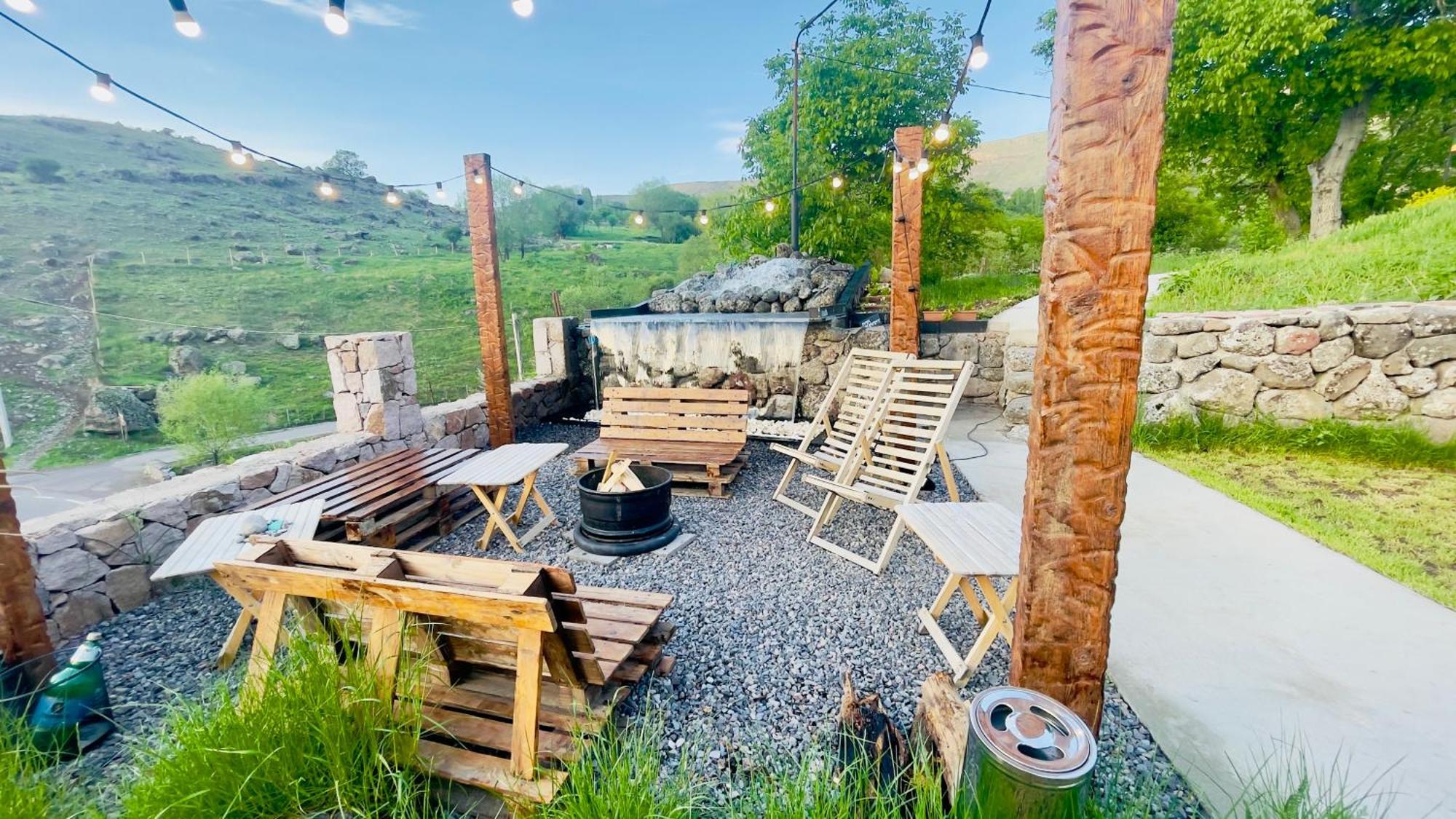 Hotel Hobbiton Near Vardzia Caves T'mogvi 外观 照片