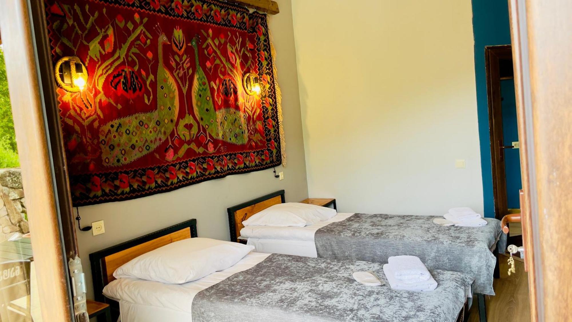 Hotel Hobbiton Near Vardzia Caves T'mogvi 外观 照片
