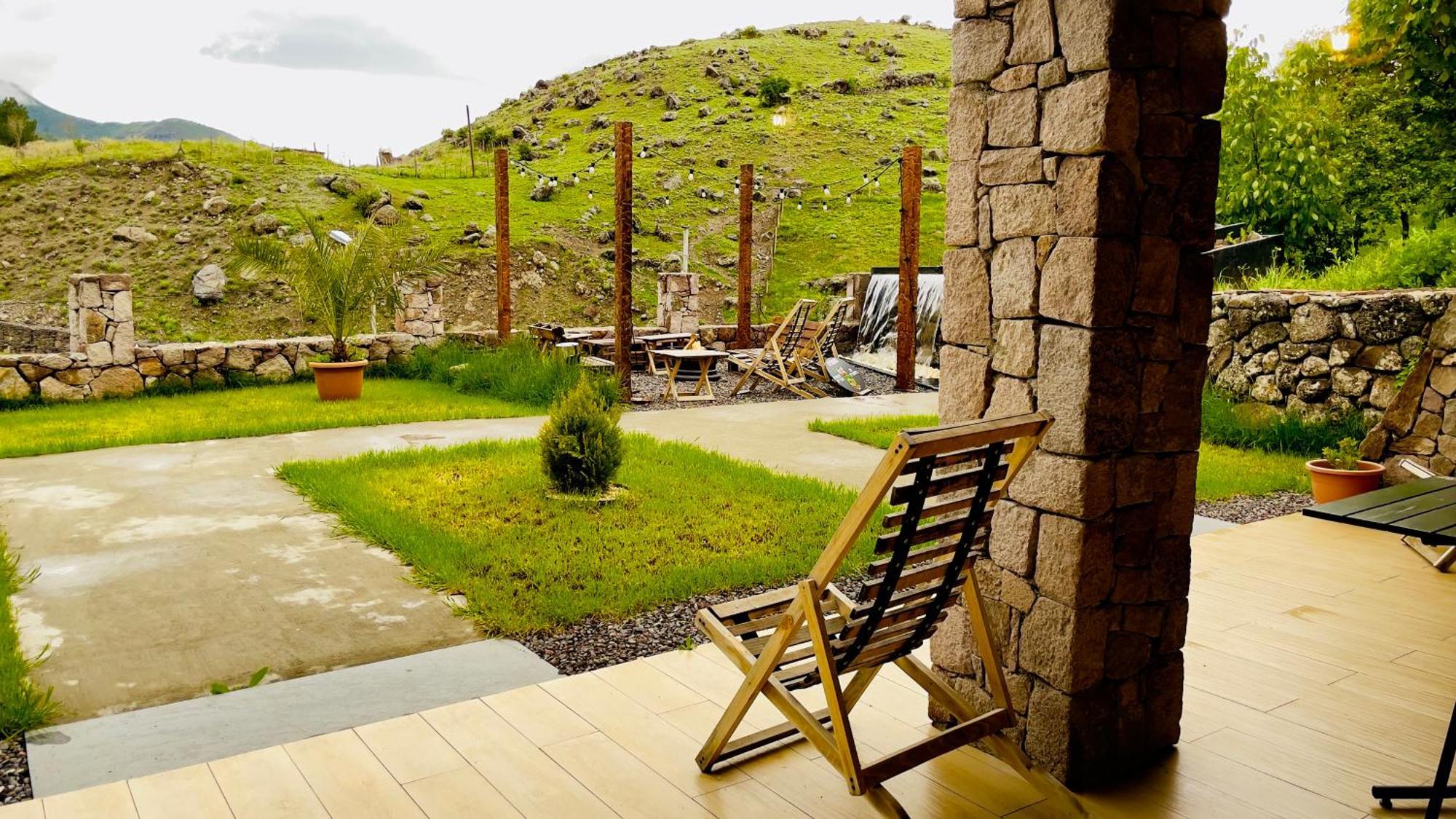 Hotel Hobbiton Near Vardzia Caves T'mogvi 外观 照片